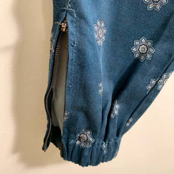 LOFT Ann Taylor pants - Picture 3 of 8